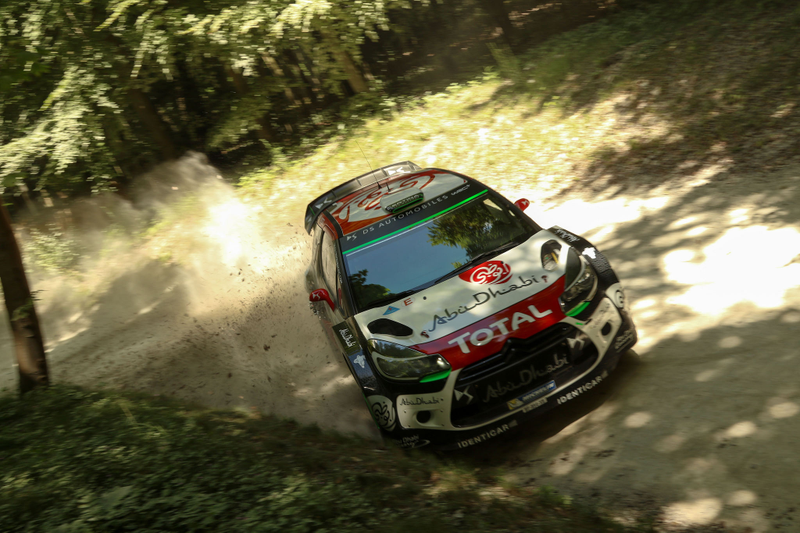 Illustration for article titled Tons Of Classic Rally Cars? Tons Of Classic Rally Cars!